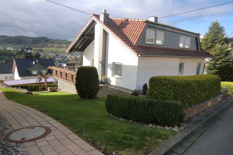Ferienhaus  Neroth