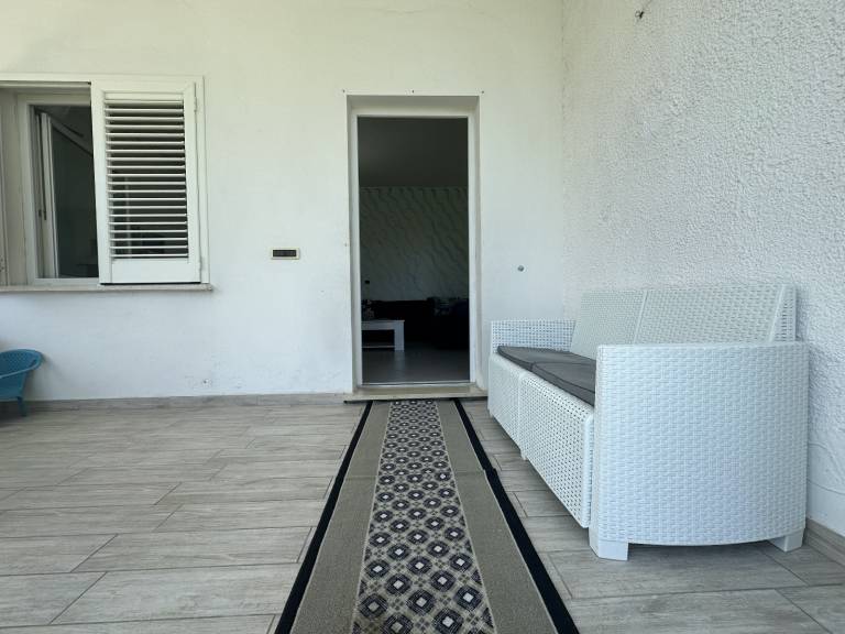 Family-oriented lovely apartment with garden & grill | Beach view | Next to the beach | Pet-friendly — photo 2
