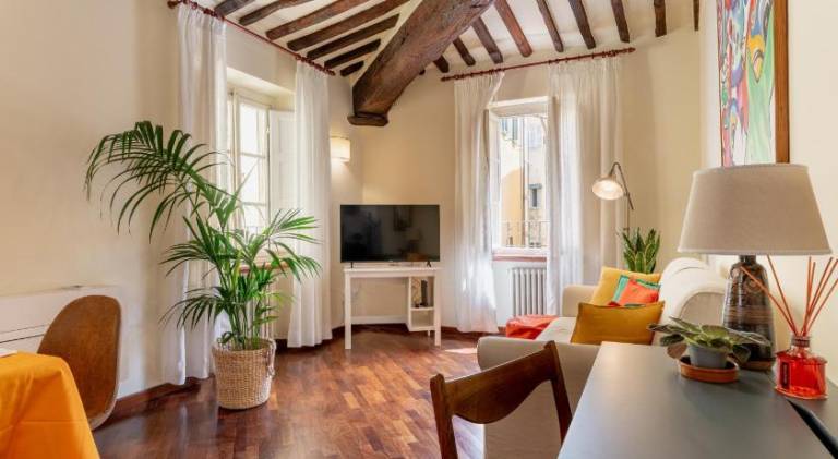Apartment | Next to Lucca Cathedral — photo 2