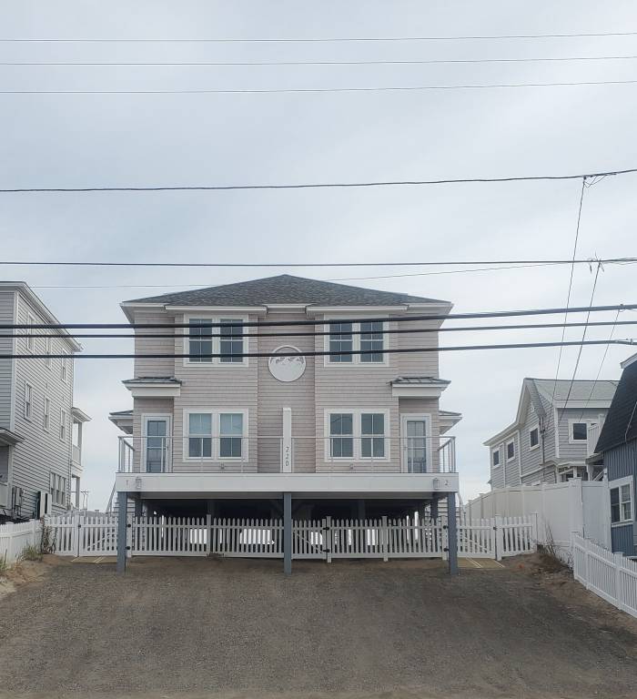 House Salisbury Beach