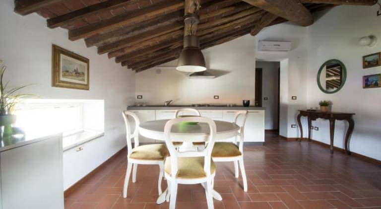 Lovely apartment | Next to San Michele in Foro | Pets allowed in Lucca
