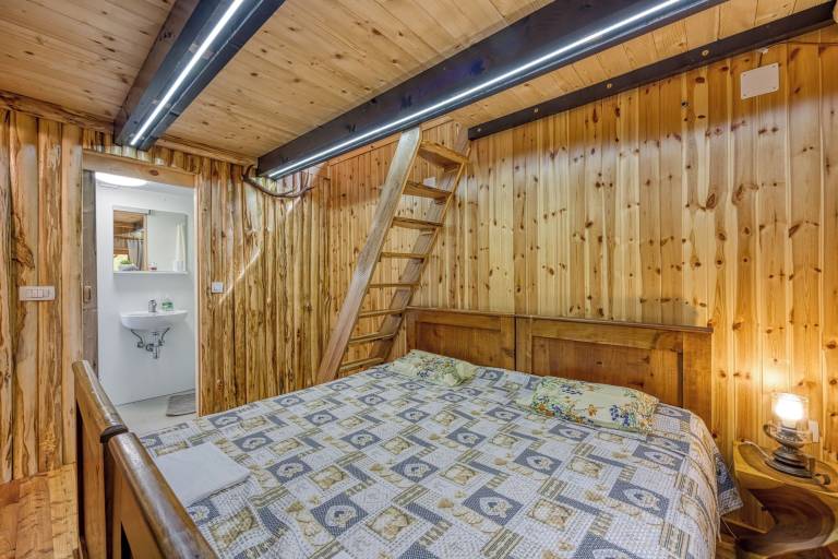 Apartma  Kanal