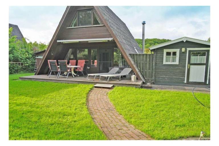Fully equipped nice vacation home with garden, sauna & patio | Pet-friendly — photo 2
