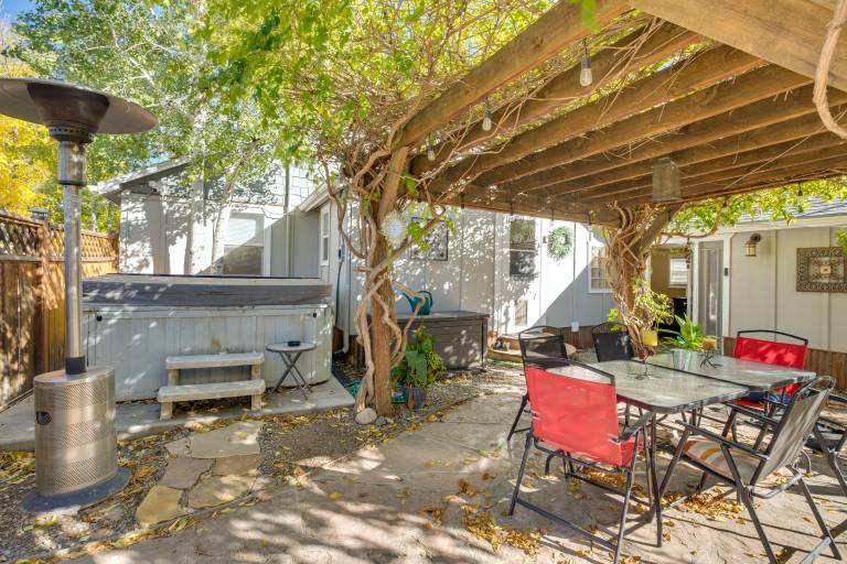 2 Mi to Dtwn: Grand Junction Home w/ Hot Tub — photo 2