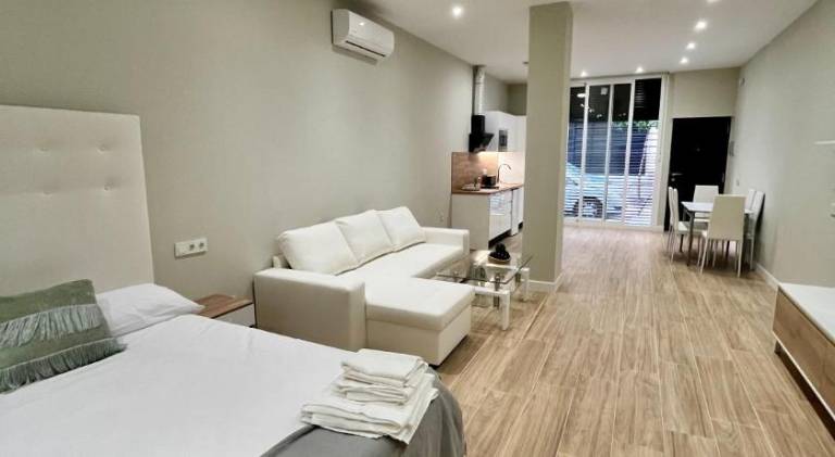 Rental apartment | Close to Calleja de las Flores — photo 2