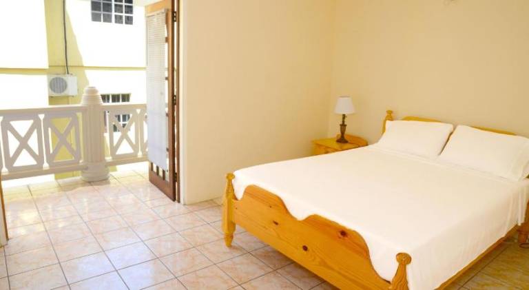 Apartment Arnos Vale