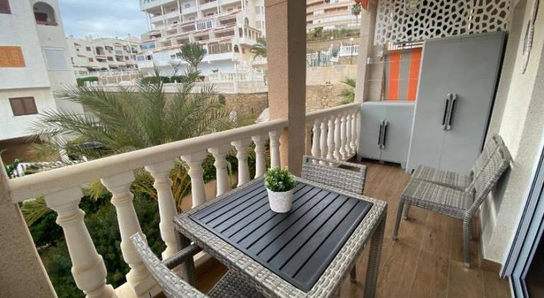 Apartment with pool — photo 4