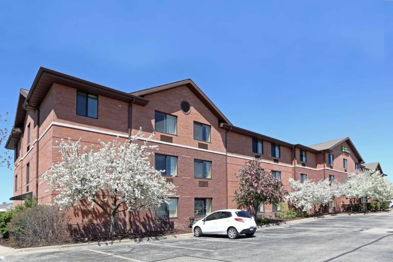 Extended Stay America Select Suites Madison Old Sauk Rd