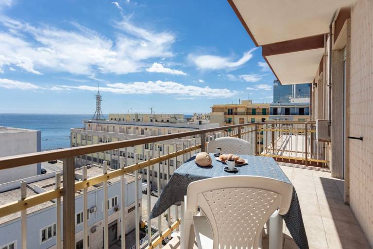 Apartment with terrace | City view — photo 2