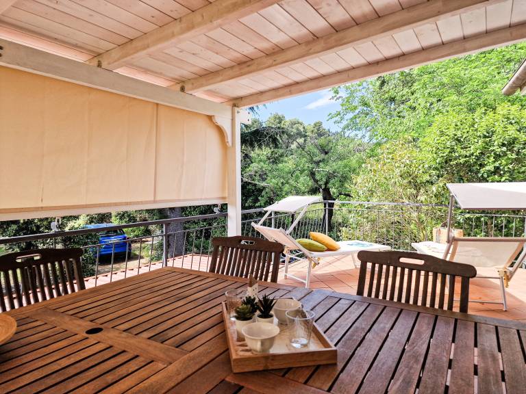 Children-friendly apartment with patio, BBQ & garden | Mountain view | Pet-friendly — photo 3