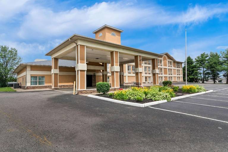 Quality Inn Dry Ridge in Dry Ridge, KY