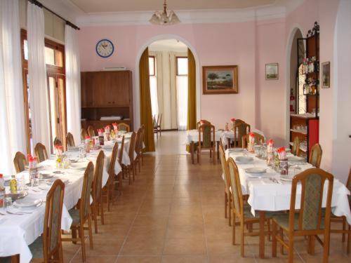 Hotel Mignon 50 MT DALLA SPIAGGIA E DALL'ISOLA PEDONALE — photo 5
