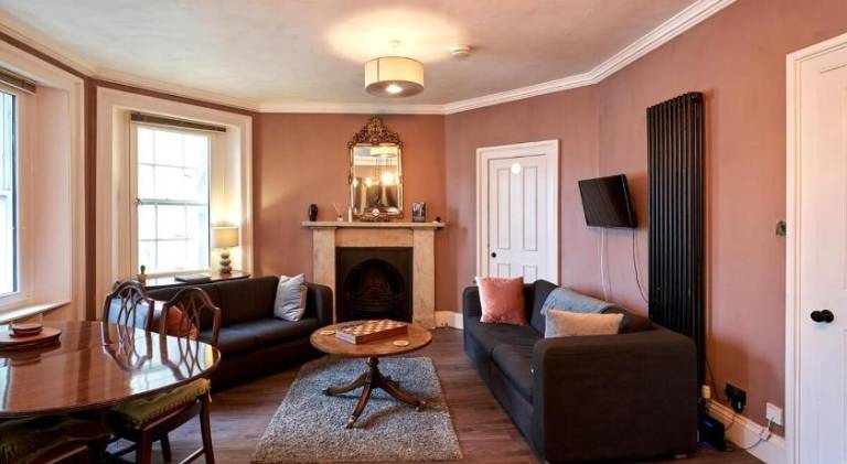 Rental apartment | Near Edinburgh Castle in Edinburgh