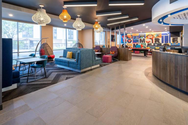 Tru by Hilton Commerce — photo 2