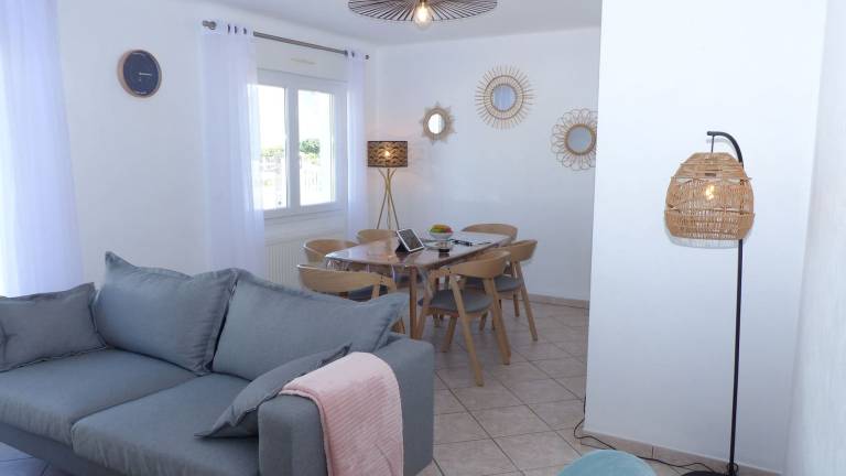 Family-friendly house with barbeque, jacuzzi & garden | Beach nearby | Pet-friendly — photo 4