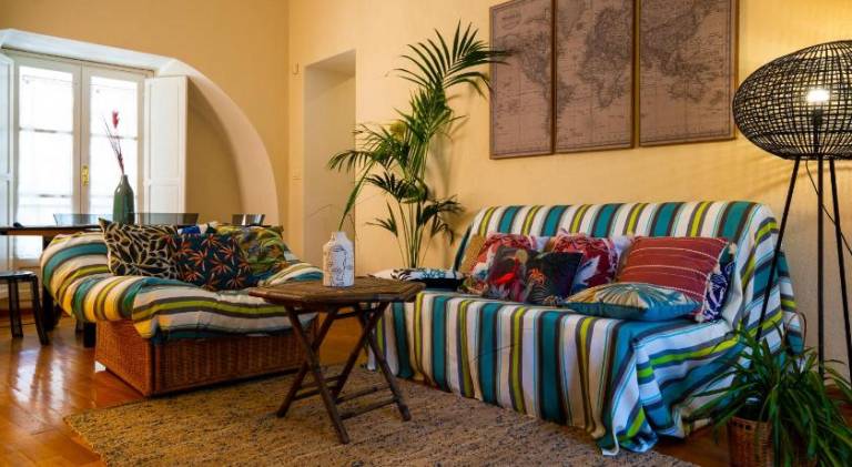 Rental apartment with 2 rooms for 7 persons in Turin