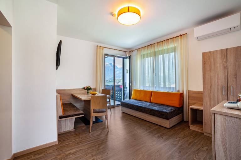 Apartment "Gartenheim Franz" with Mountain View, Shared Pool & Wi-Fi — photo 3