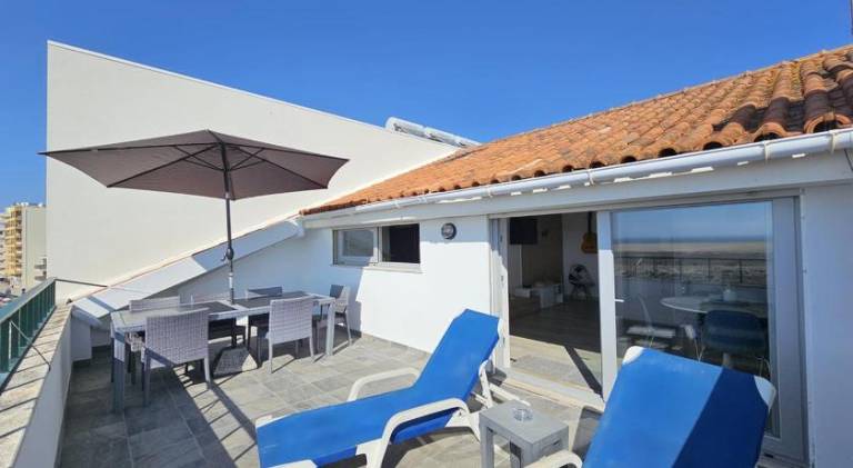 Fully equipped lovely rental apartment with patio & BBQ | Close to the beach | Perfect for remote work | Pets are welcome — photo 4