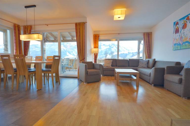 Modern apartment, private sauna, spectacular views, 5 min to ski lifts — photo 4