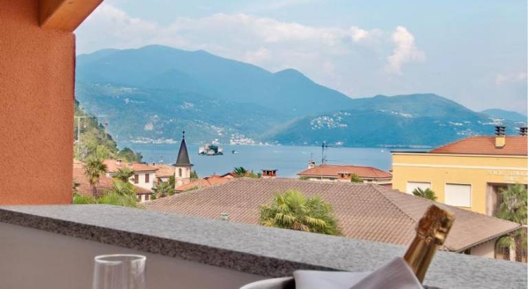 Charming serviced apartment with BBQ, patio & yard | Beach nearby | Dogs allowed — photo 4