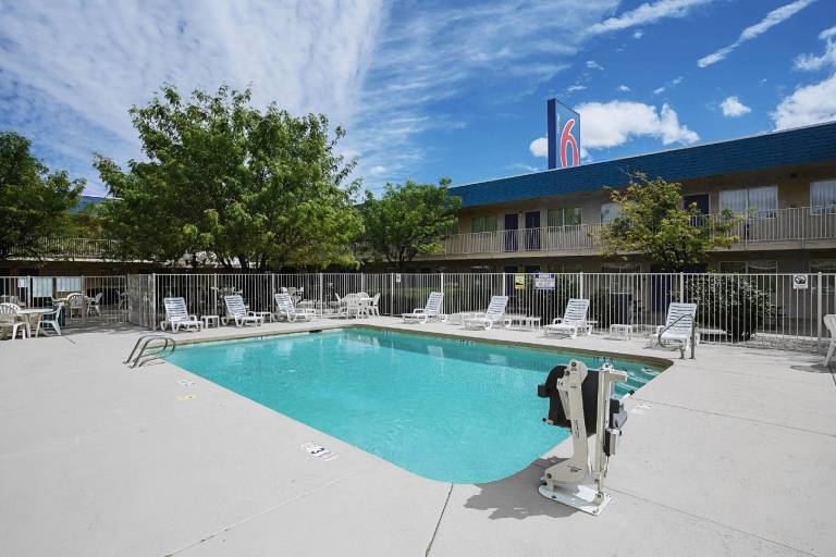 Motel 6 Holbrook, AZ — photo 2