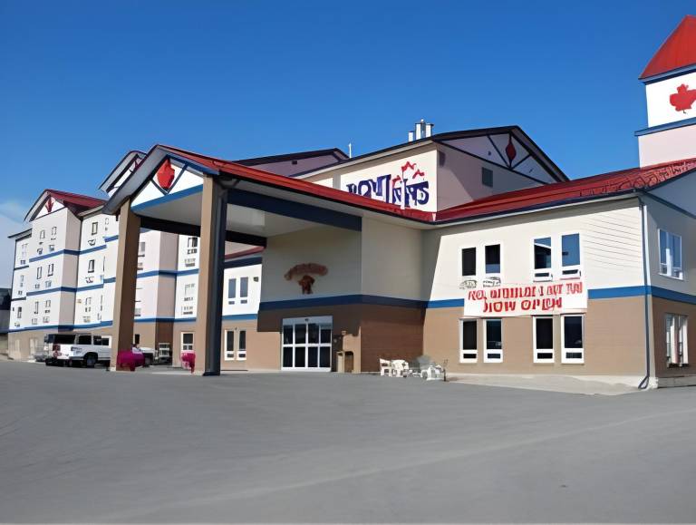 The Kanata by BCMInns - Hinton in Hinton, AB