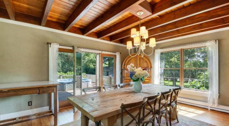 Villa with hot tub — photo 4