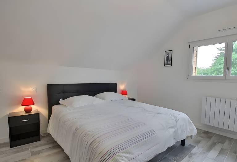 Gîtes des Lacs - Le Muscat: Shared Pool, Sauna & Jacuzzi, Private Terrace, Wi-Fi — photo 4