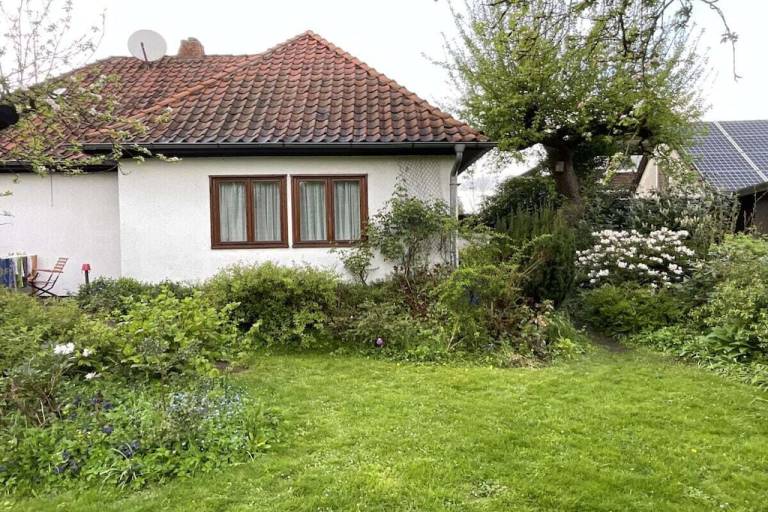 House with terrace, barbeque & garden | Pets allowed in Lueneburg