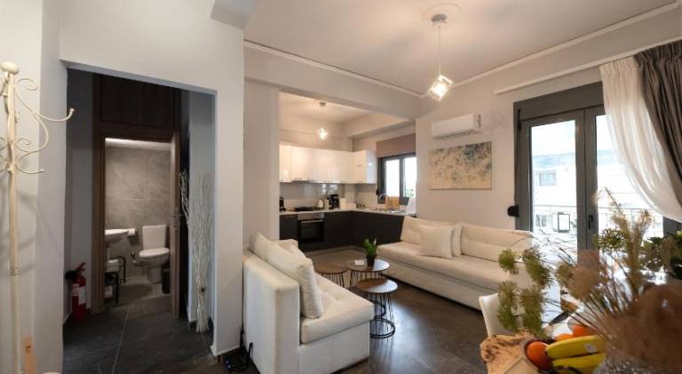 Fully equipped wonderful apartment with terrace | Good for workation | Pets are welcome — photo 2
