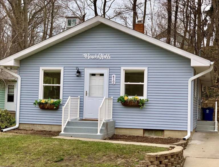 House  Saugatuck