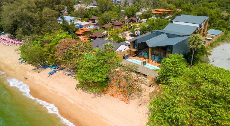 Dojo poolvilla beach resort - private beach villa- in Sattahip