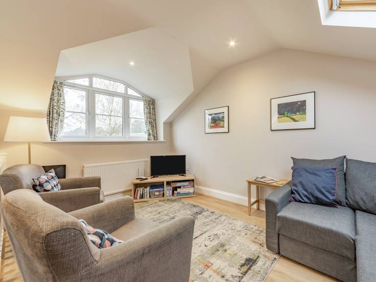 Child-friendly pleasant cottage with barbeque, terrace & yard | Dogs allowed in Whitchurch