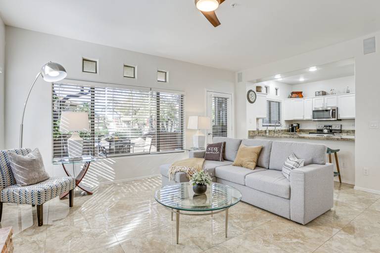 Snowbird Escape w Pool 4 Mi to Kierland Commons