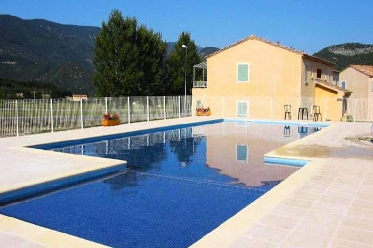 Ferienwohnung in Montbrun-les-Bains,  für max. 6 Personen