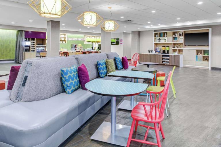 Home2 Suites by Hilton Fort Collins — photo 3