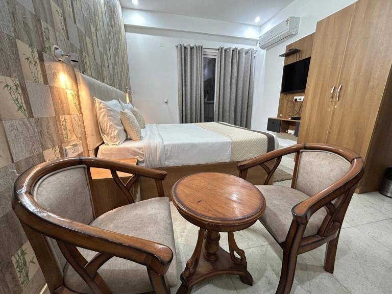 HOTEL AKSHAY, GURGAON in Gurugram