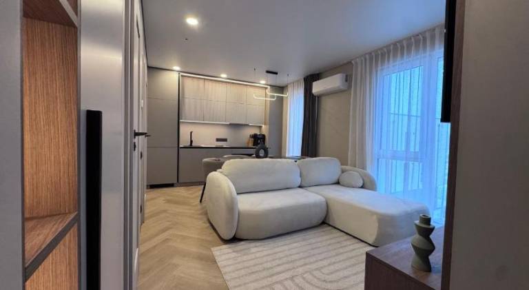 Rental apartment with pool — photo 2
