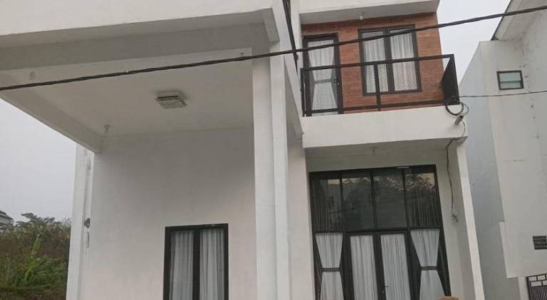 120 m&sup2; Villa