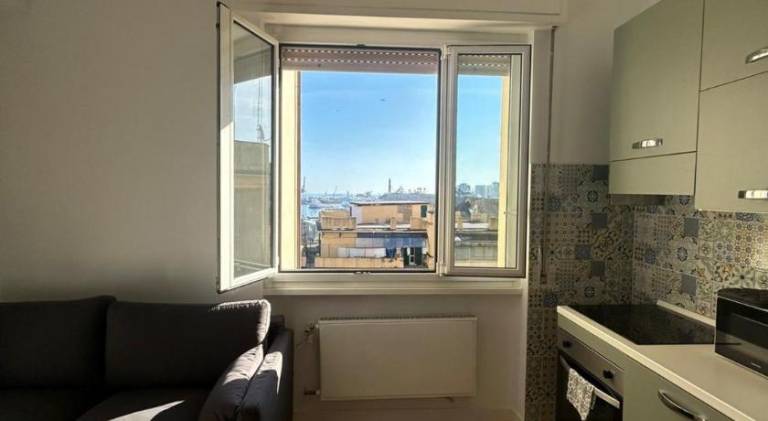 Centro storico Genova - vista Lanterna in San Vincenzo