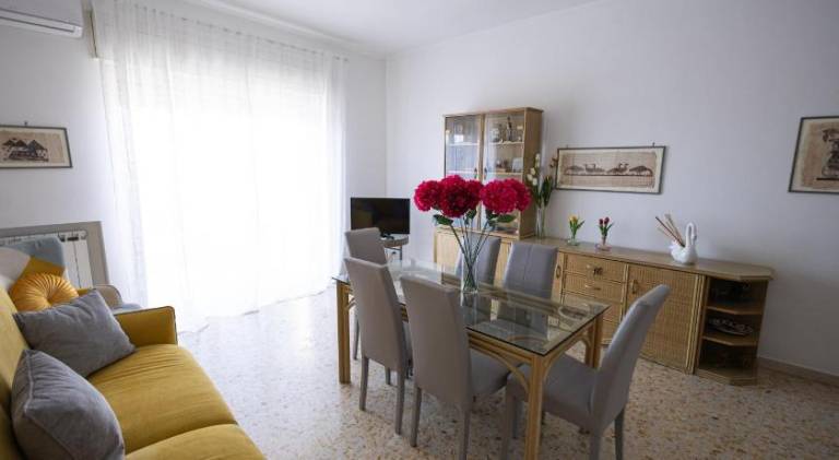 Holiday apartment with 2 rooms for 6 persons — photo 3
