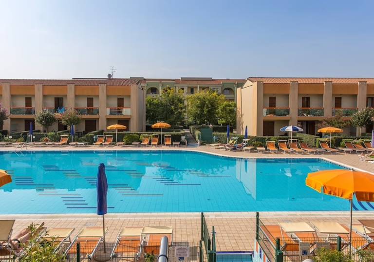 Children-friendly villa with garden & pool | Pets are welcome — photo 4
