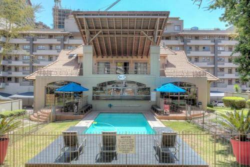 Apartment  Craighall Park
