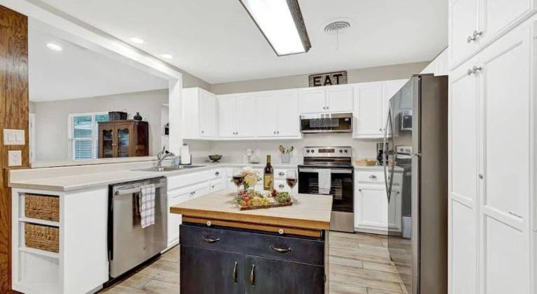 Vacation home with hot tub | Pet-friendly in Fredericksburg, TX