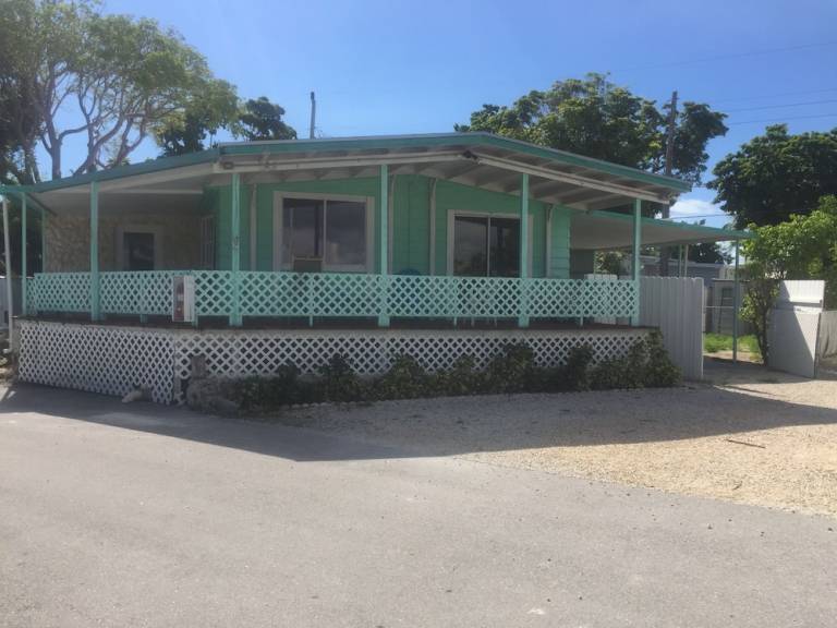 Caravan  Key Largo