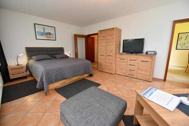Gefliestes 1-Zimmer Ferienappartement im Haus Lee — photo 5