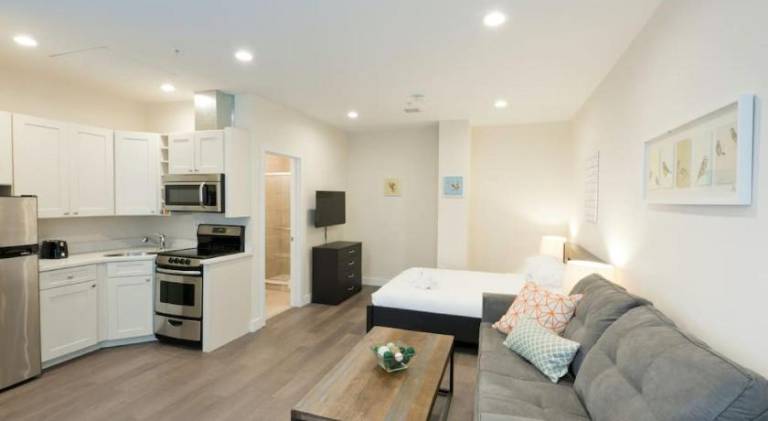 Apartment | Near Faneuil Hall | Good for workation in Cambridge, ON