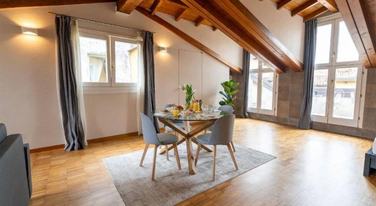 Rental apartment with patio | Pet-friendly — photo 3