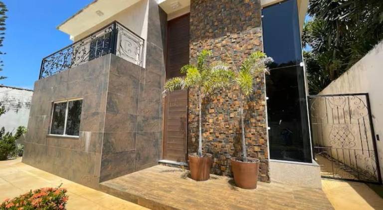Spacious villa with pool | Pets allowed in Pouso Alegre
