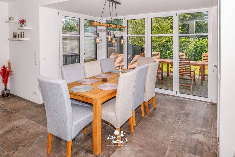 TOP Ferienhaus, Neubau, zentral, für bis zu 8 Personen + Hund — photo 4